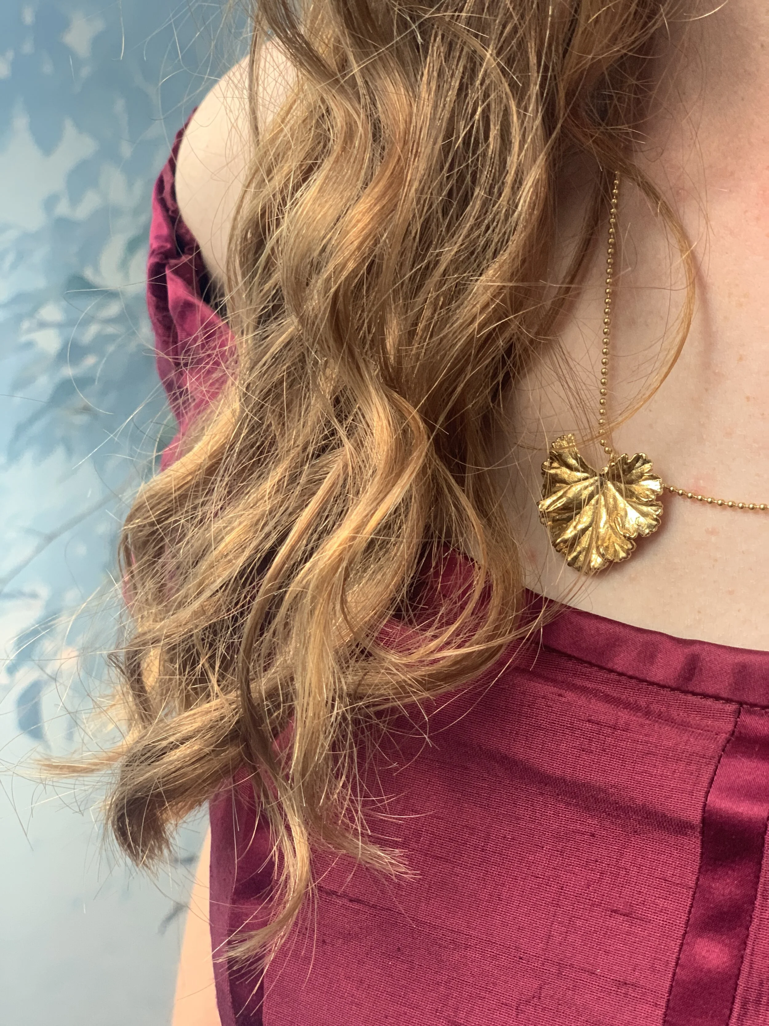 small geranium necklace.jpg