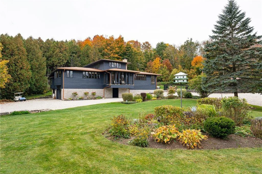 95-Acre Oasis