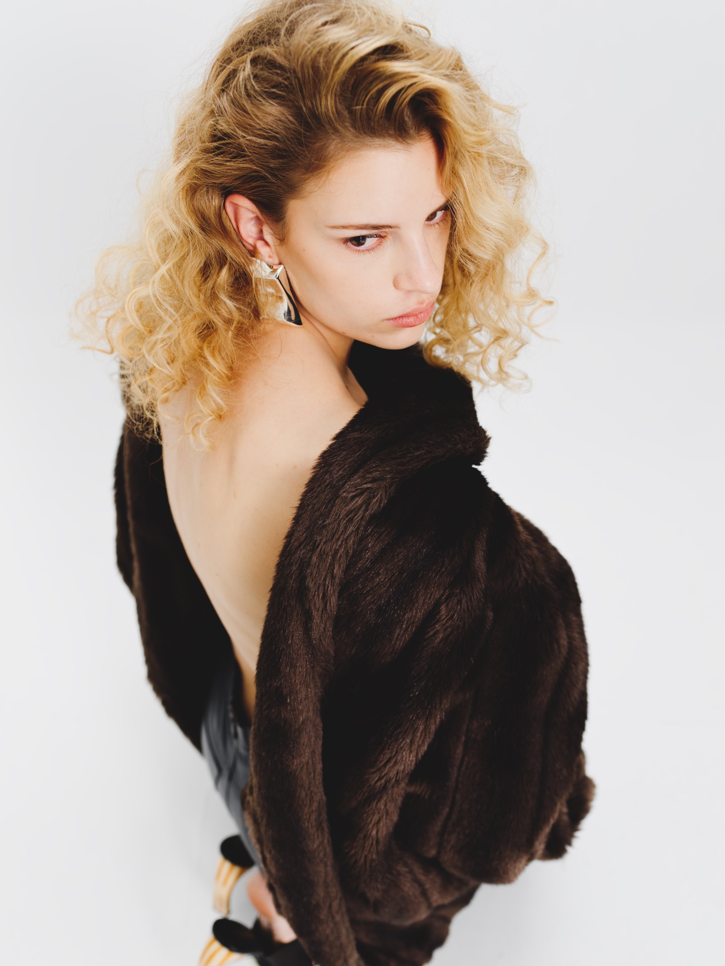 20260411_Bella_00225 copy.jpg