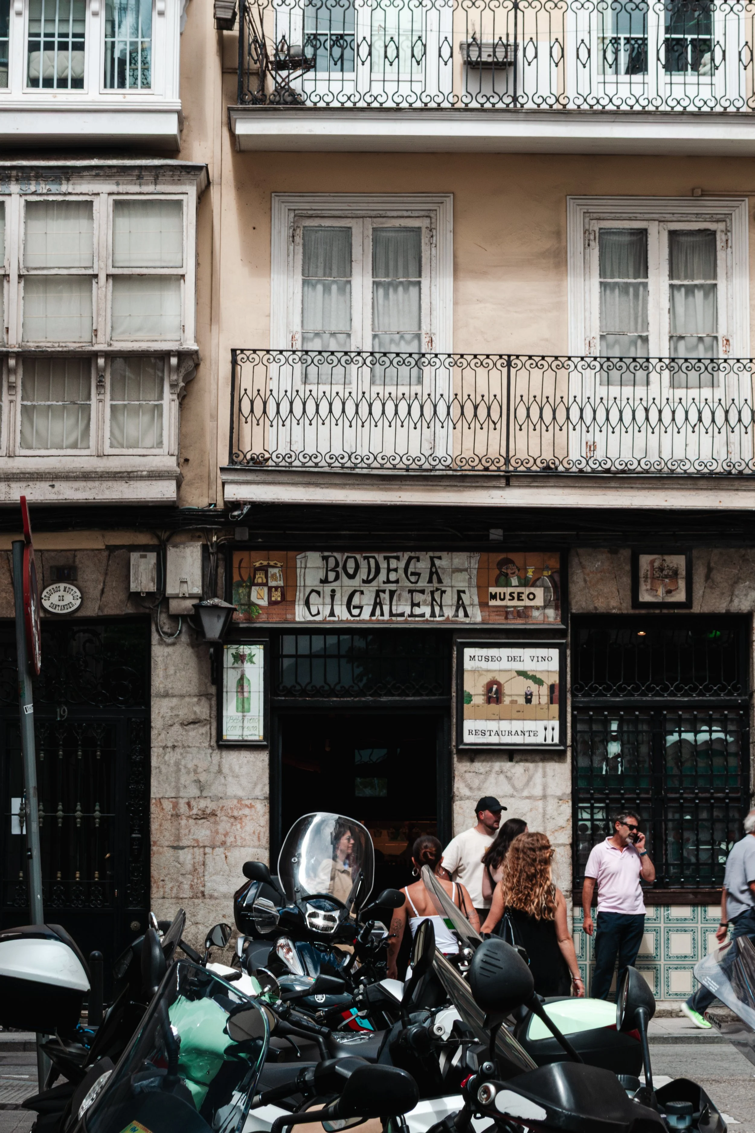 Santander–Vania-Canales-Canales-Photography-37.jpg