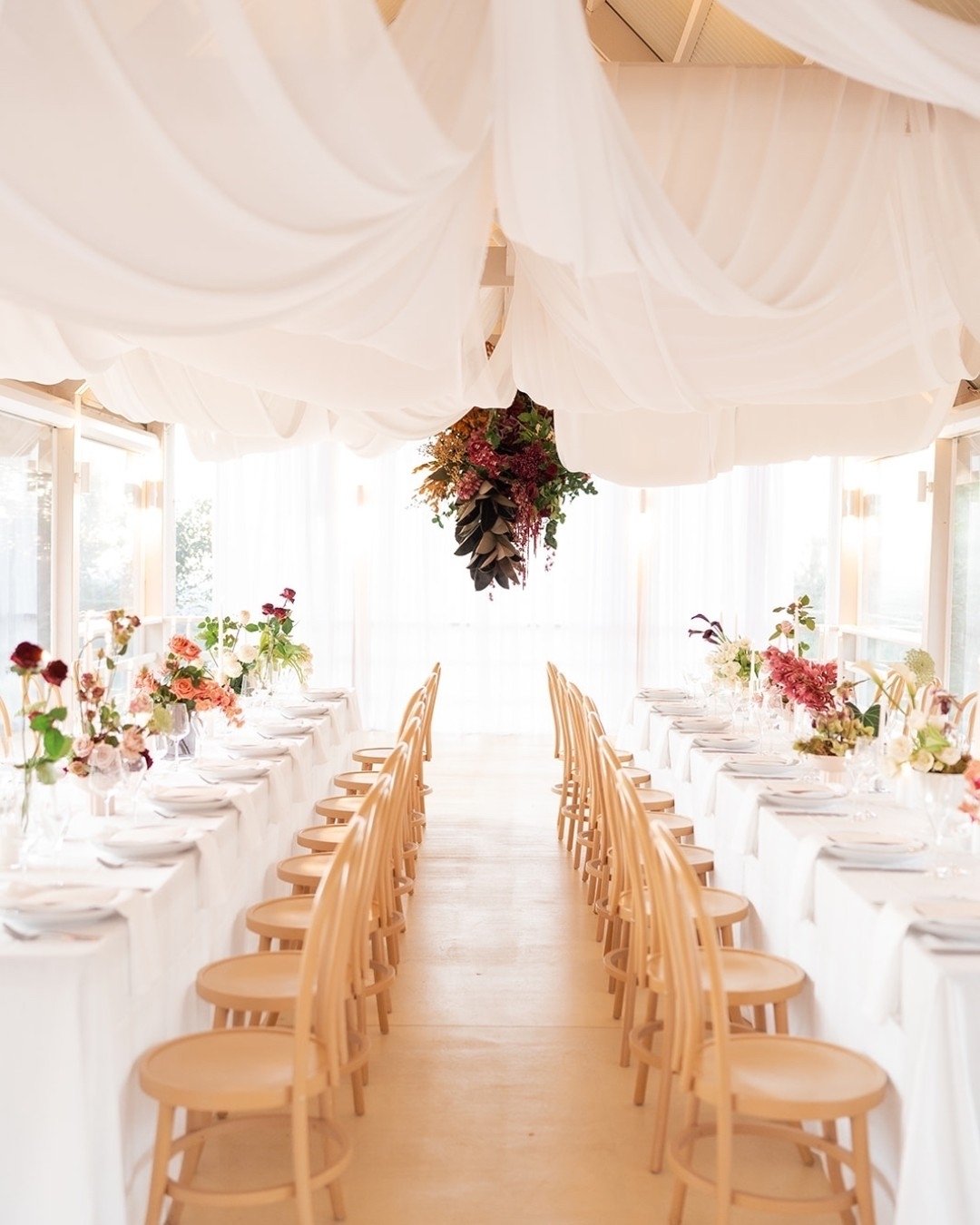 Ana and Javi ​​​​​​​​​​​​​​​​
Maleny 2025 ​​​​​​​​​​​​​​​​
​​​​​​​​​​​​​​​​
Venue @Malenymanor ​​​​​​​​​​​​​​​​
Florist @mondofloraldesigns ​​​​​​​​​​​​​​​​
Styling and Stationery @thehiredepartment ​​​​​​​​​​​​​​​​
Videographer @mitchbirchallstudios