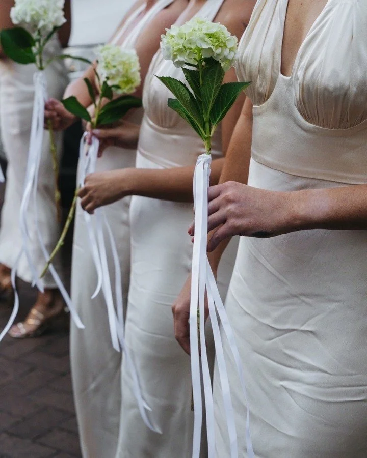 Elly and Ben ​​​​​​​​
Noosa 2025 ​​​​​​​​
​​​​​​​​
@angelabrushephotography​​​​​​​​
@clweddingsandevents​​​​​​​​
@bloodwoodbotanica​​​​​​​​
​​​​​​​​
#weddingplannerbrisbane  #weddingstylistnoosa #noosawedding #noosaceremony #noosaweddingplanner #noos