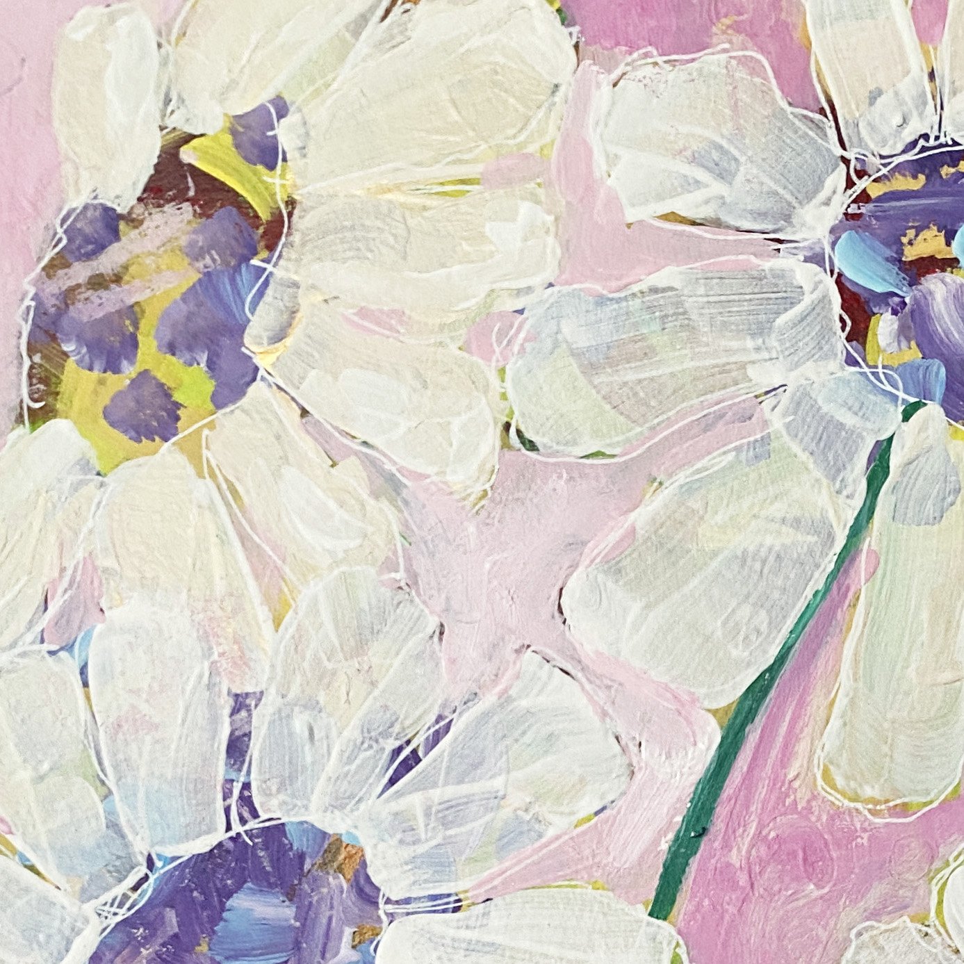 white daisies in jar-closeup.jpeg