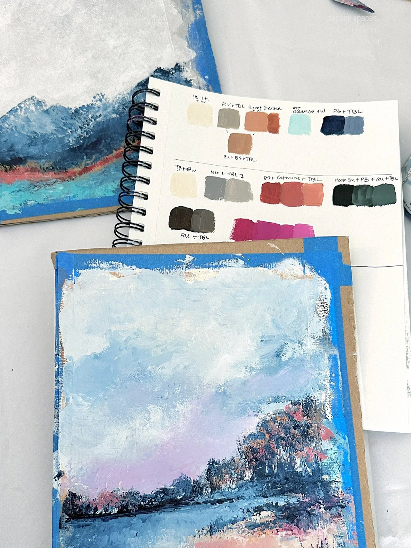 Exploring palettes, experimenting with color relationships, and allowing color to guide my creativity.

Small studies in the making this week! 🙌🏻

💙🩵💙

#colorstudies #colorguides #calmingartwork #peacefulart #artforthehome #juliehamelart
