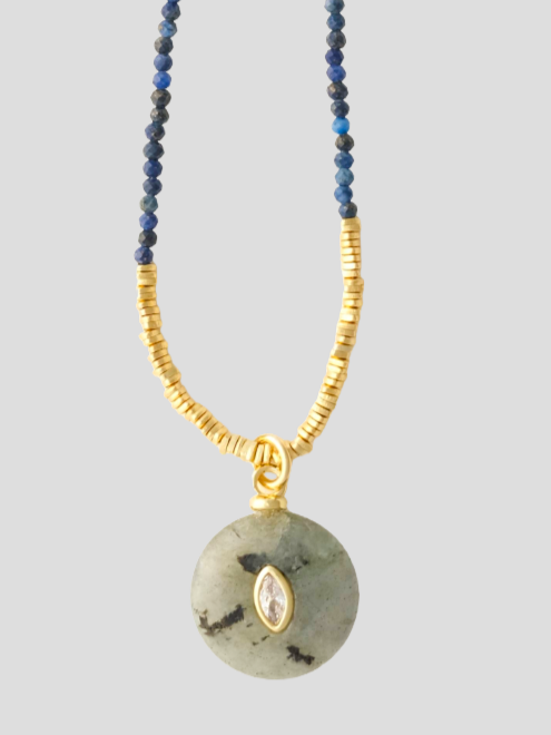 IDA-pearlnecklace-2.png