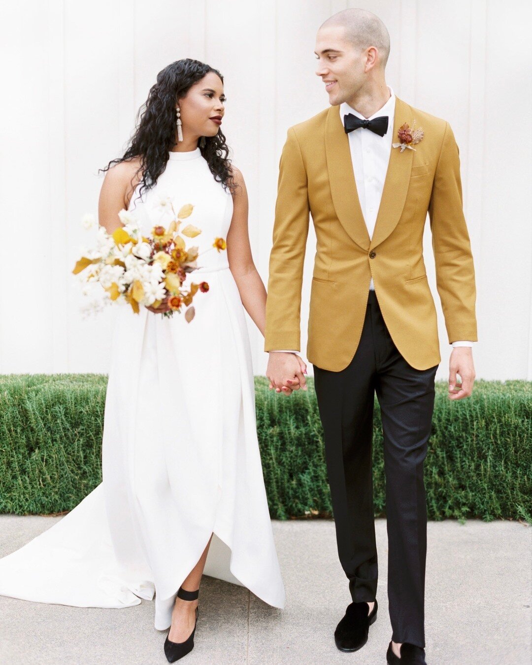 When the bride and groom's style complement each other perfectly. ⠀⠀⠀⠀⠀⠀⠀⠀⠀
⠀⠀⠀⠀⠀⠀⠀⠀⠀
Planning + Design: @ericaestradadesign ⠀⠀⠀⠀⠀⠀⠀⠀⠀
Photo by: @elliekoleen ⠀⠀⠀⠀⠀⠀⠀⠀⠀
Florals: @arvofloralstudio ⠀⠀⠀⠀⠀⠀⠀⠀⠀
Tux: @theblacktux