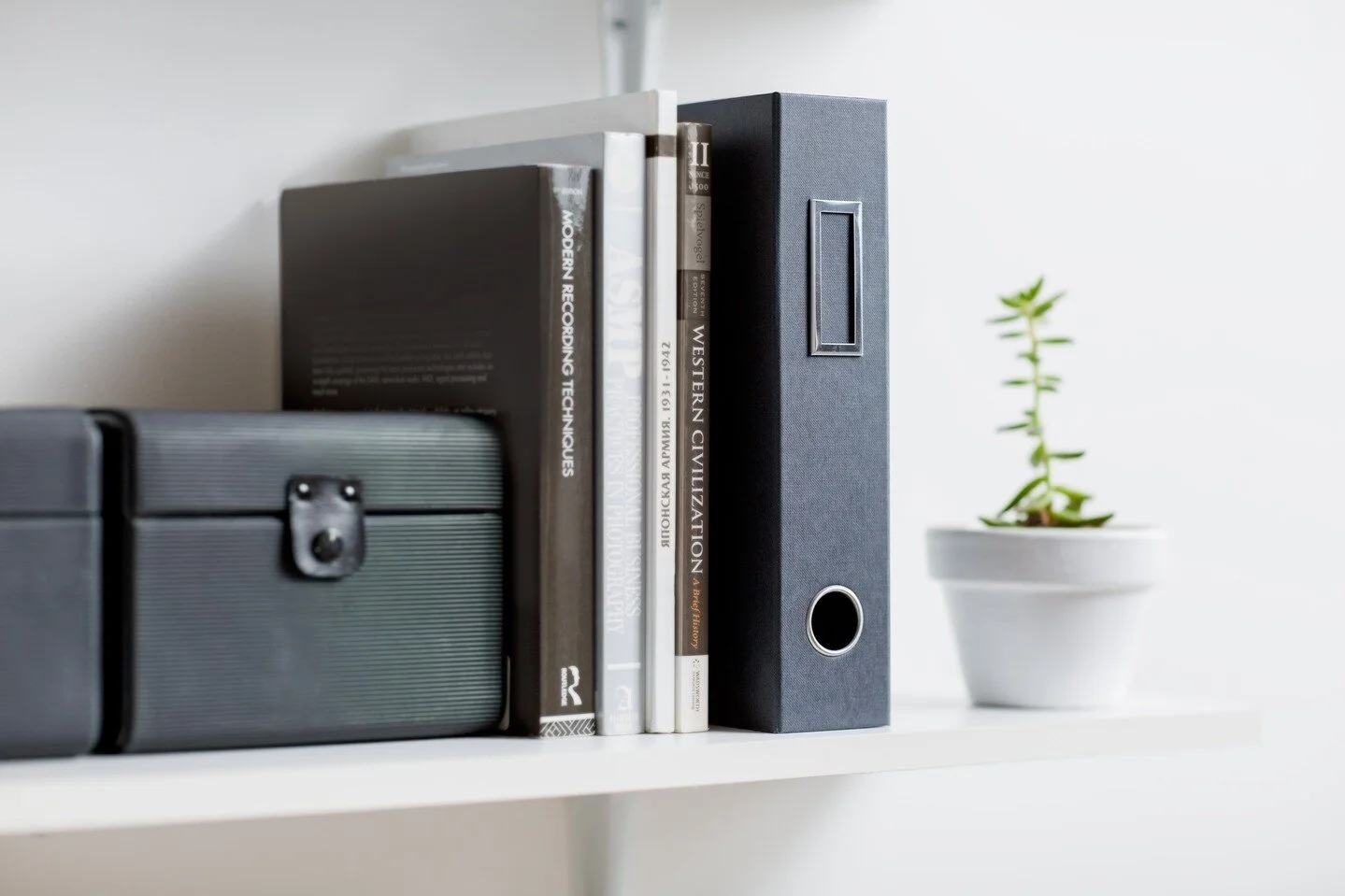 By adopting to the new era requiring new value and catching the consumer&rsquo;s taste as well as the market demand sensitively, Nakabayashi will keep providing the products and the valuable services to improve your standard of living and contribute 