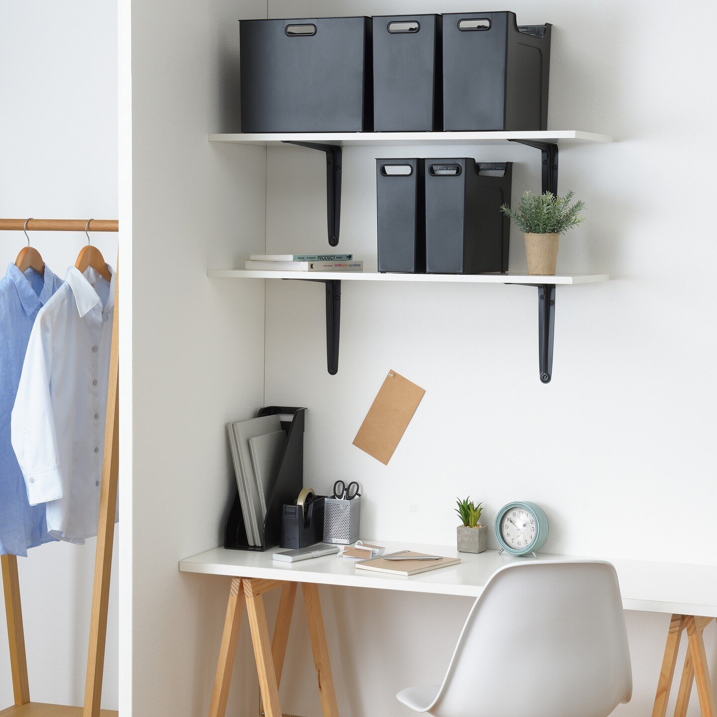 Check out some of the Pearl Life tools you can use to up your home office for a productive work/life balance. Link in Bio.