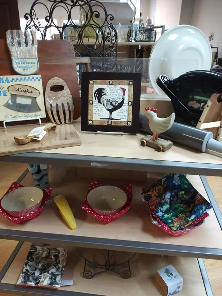 Travelers Treasures - Showroom.jpg