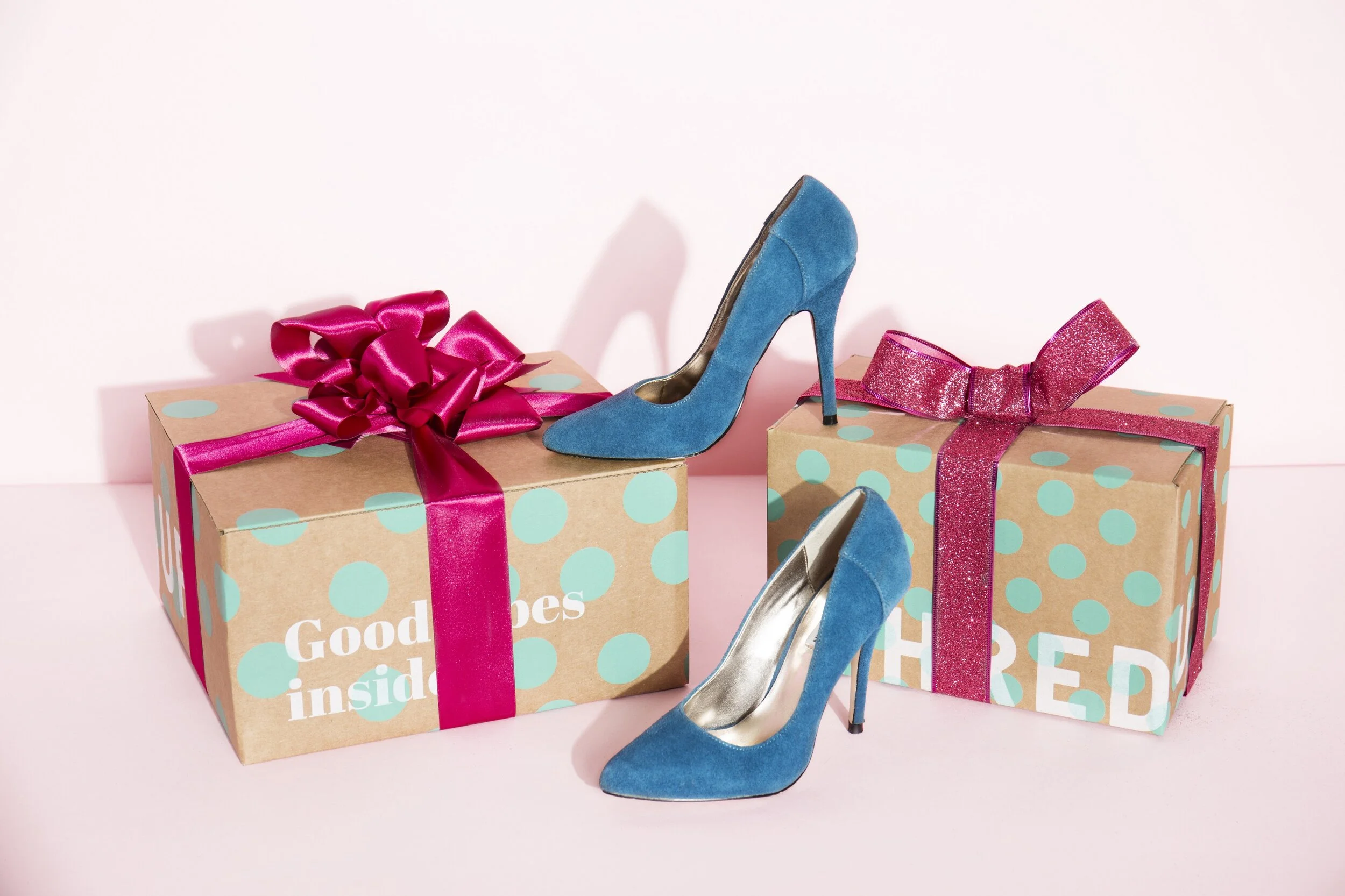 thredUP’s #NoNewGifts Challenge will Save Your Wallet and the Planet