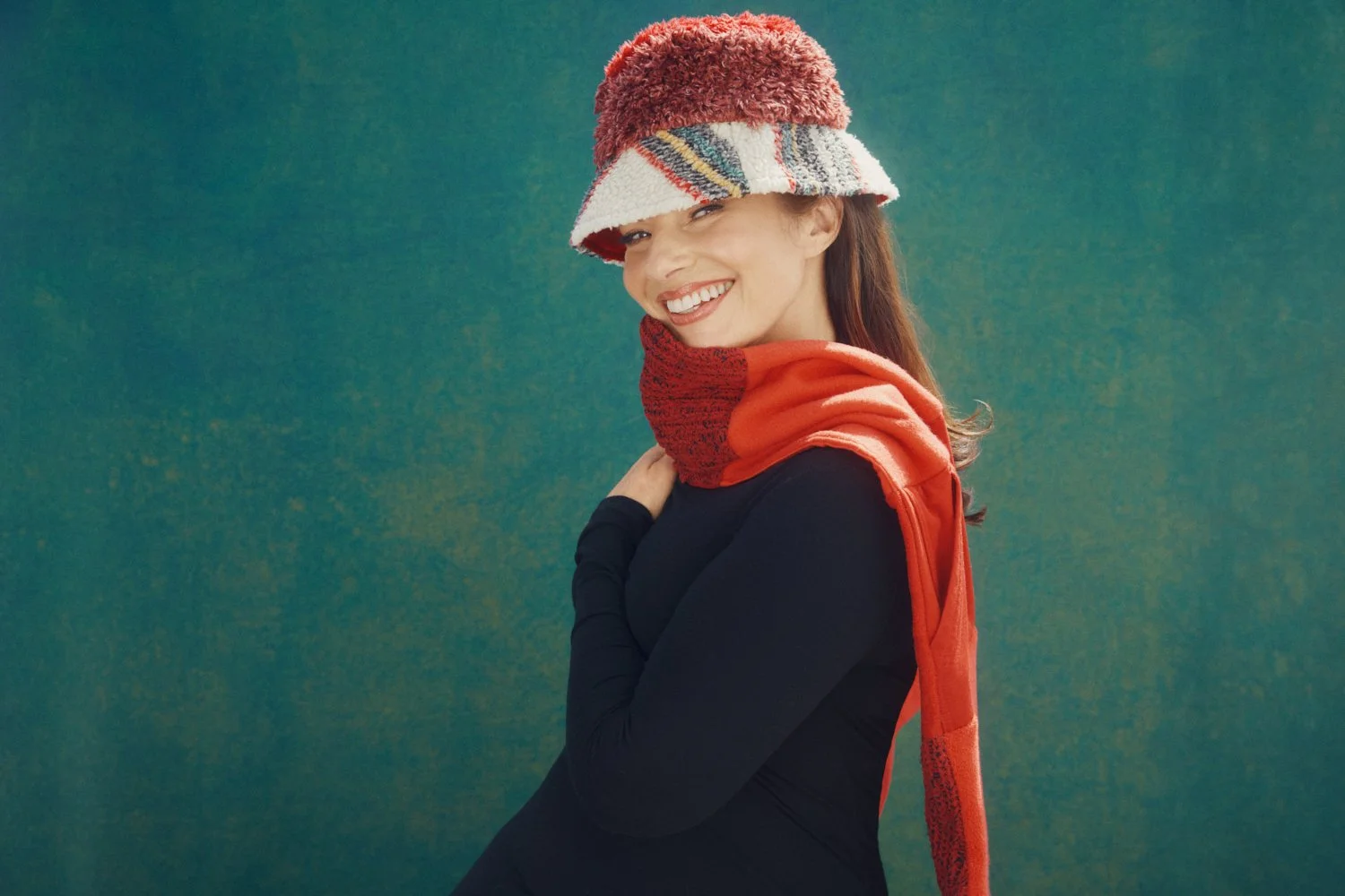 thredUP Launches First-Ever Upcycled Holiday Collection Starring Fran Drescher
