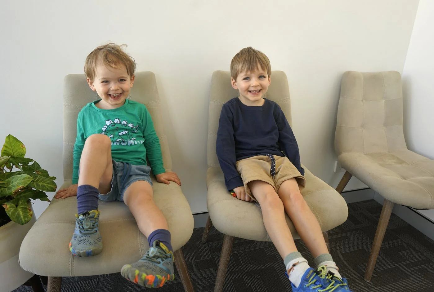 Children waiting for speech pathology appointment in Nedlands, Western Australia