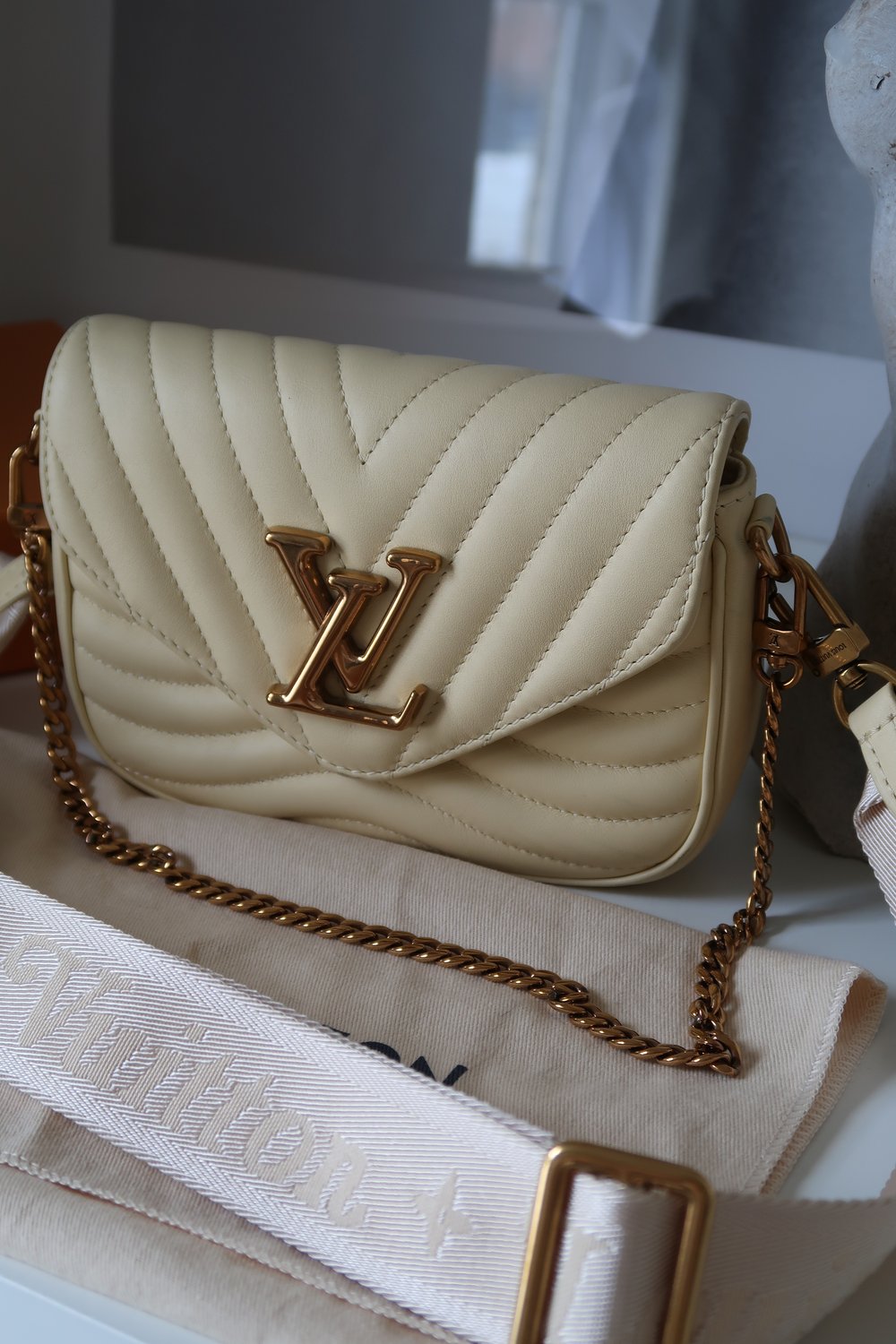 Multi-pochette new wave leather handbag Louis Vuitton White in