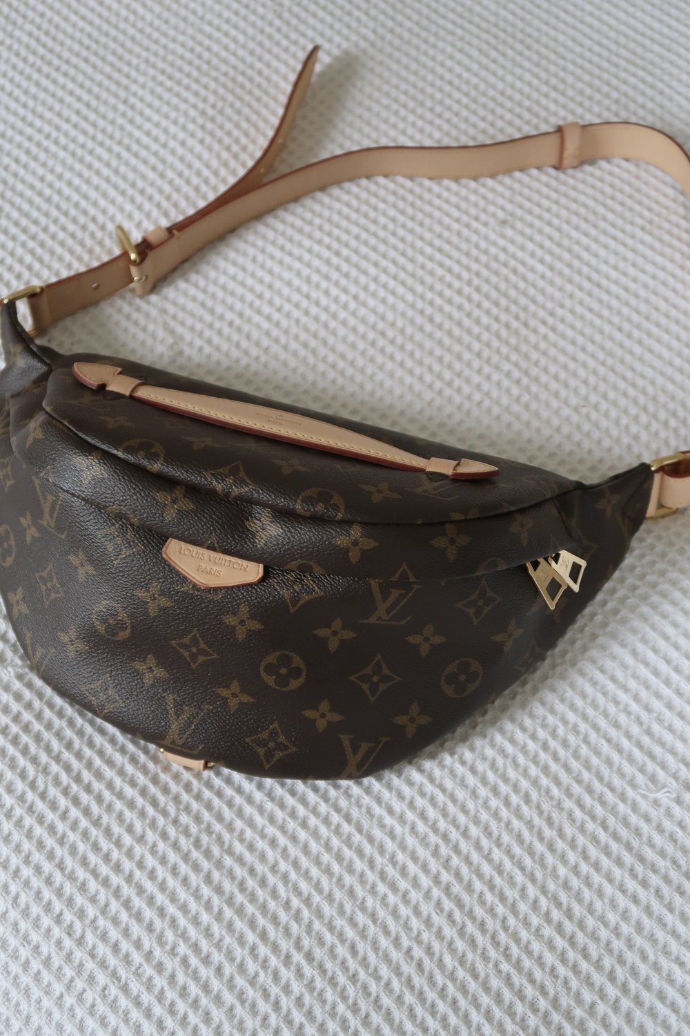Louis Vuitton Belt Bags & Fanny Packs for Women, Authenticity Guaranteed