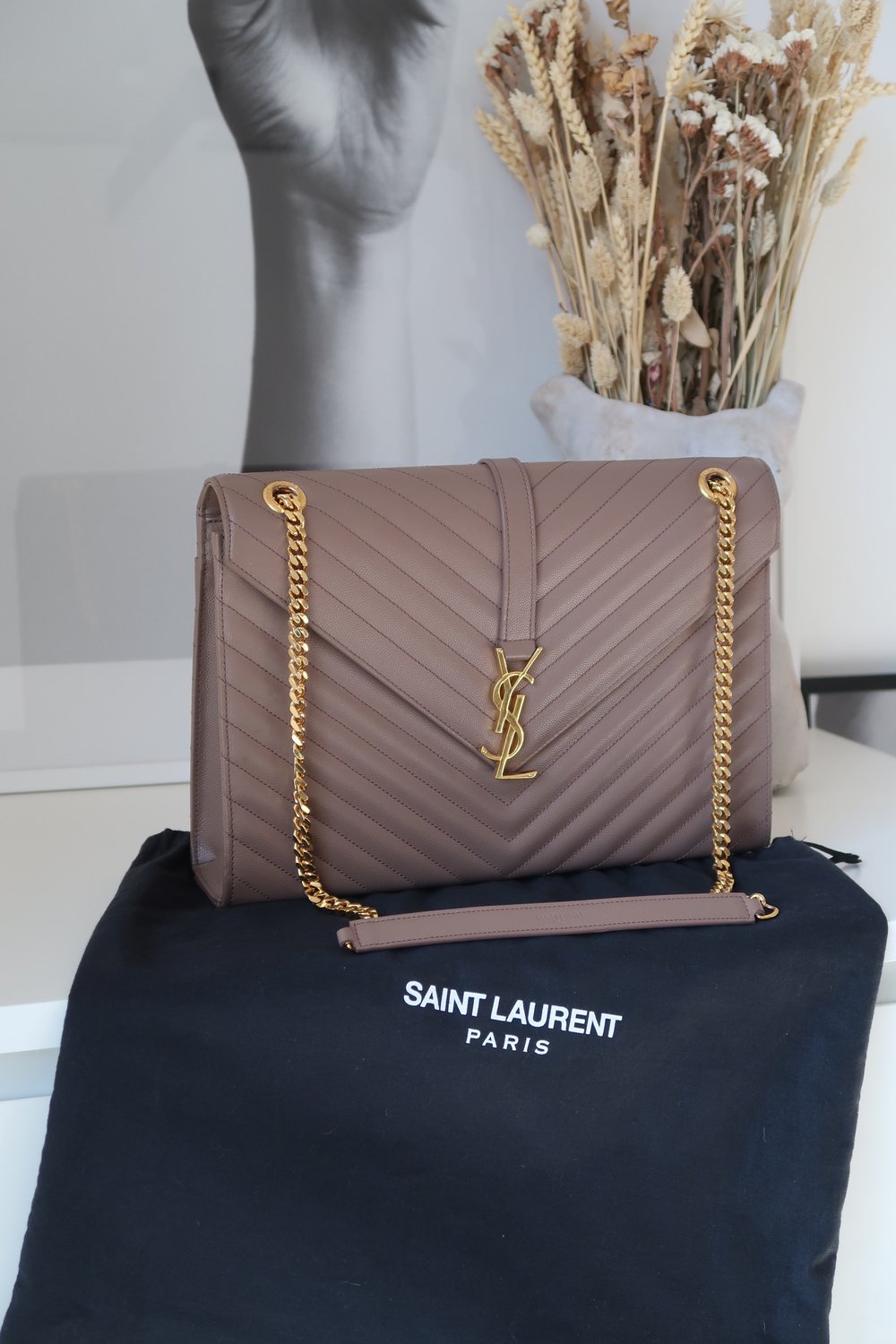 Saint Laurent Taupe Chevron Quilted Envelope Shoulder Bag Medium — Blaise  Ruby Loves