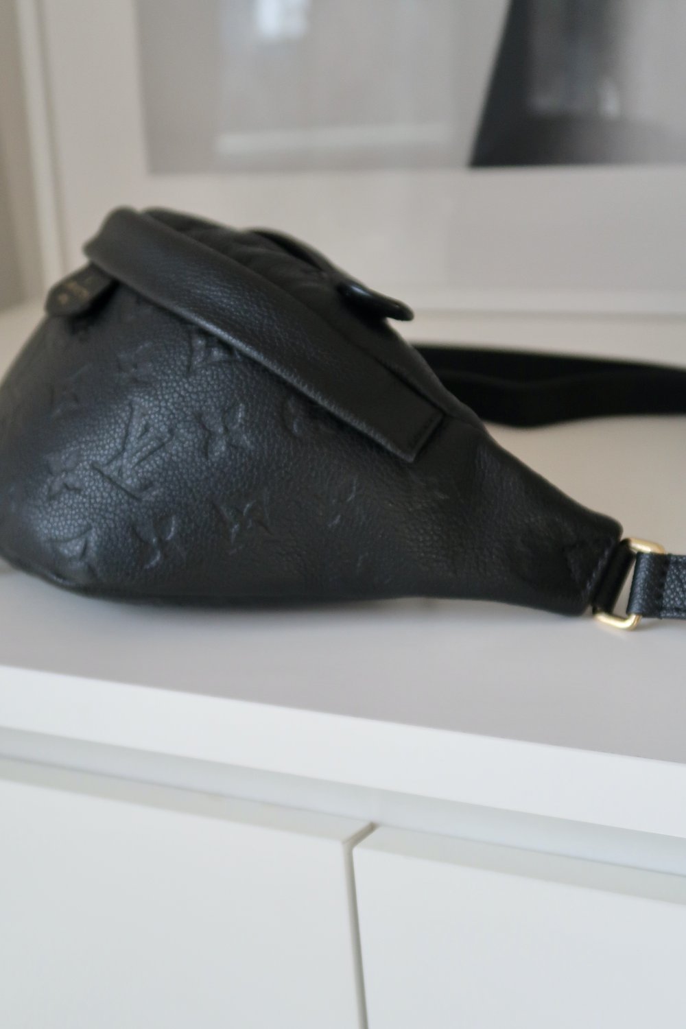 Louis Vuitton Bum Bag Initials Epi Leather Black 134333149