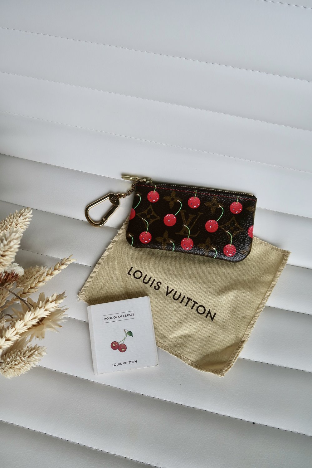 Louis Vuitton Key Pouch Cherry Hill