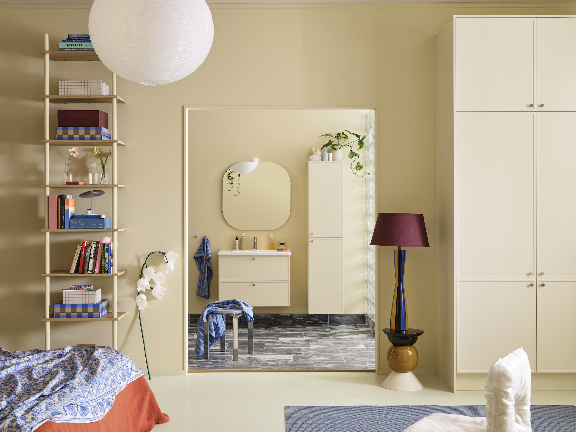 Vedum, bathroomview w bed, Dennis Valencia.png