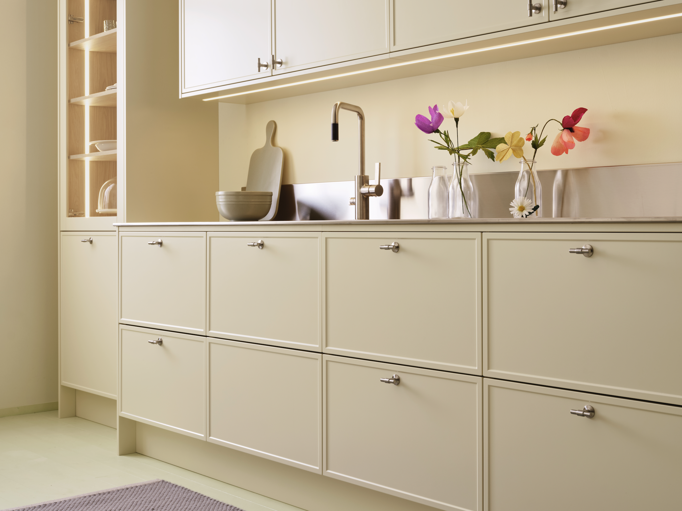 Vedum, kitchen counter, Dennis Valencia.png