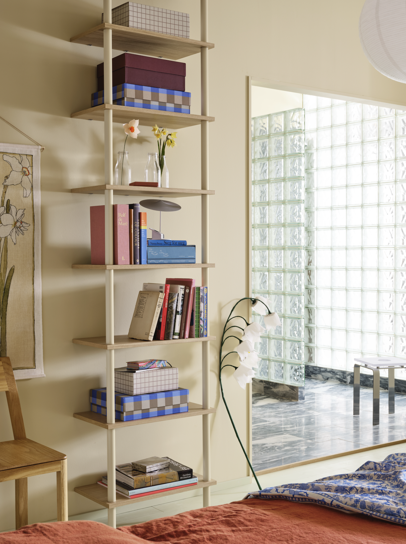 Vedum, Shelf, Dennis Valencia.png