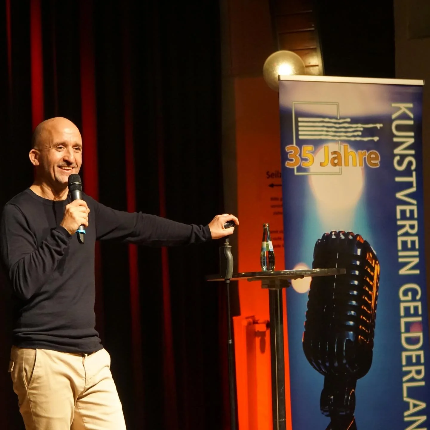 Das Leben schreibt die besten Geschichten &ndash; und @markus.barth macht daraus pures B&uuml;hnen-Gold ✨

Bei unserem ersten Programm 2026 plauderte er charmant und locker &uuml;ber sein Leben, seinen Hund und die kleinen wie gro&szlig;en Absurdit&a