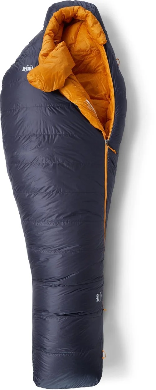 REI_winter_sale_Magma_15_Sleeping_Bag.jpeg