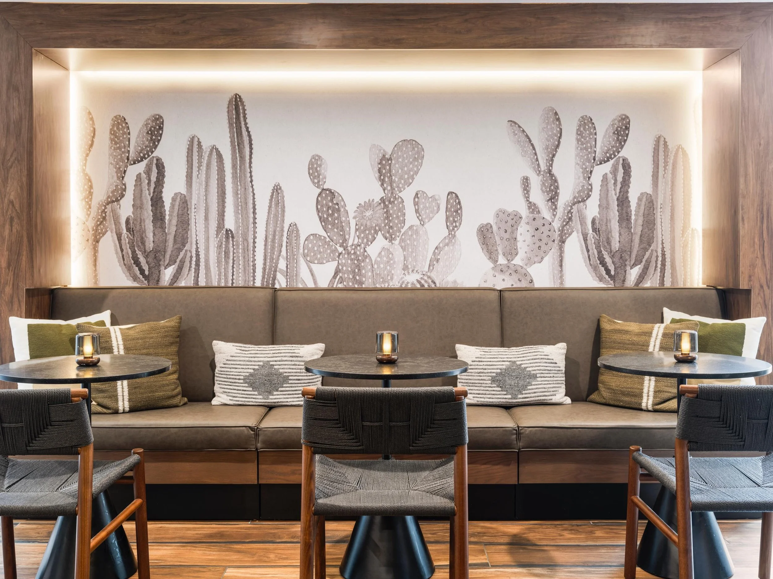 💡 ILLUMINATED // Award-winning hotel design doesn&rsquo;t happen in isolation. It&rsquo;s shaped by every hand, trade, and partnership that brings the vision to life. From custom millwork, lighting integration, and wallcovering murals to furnishings