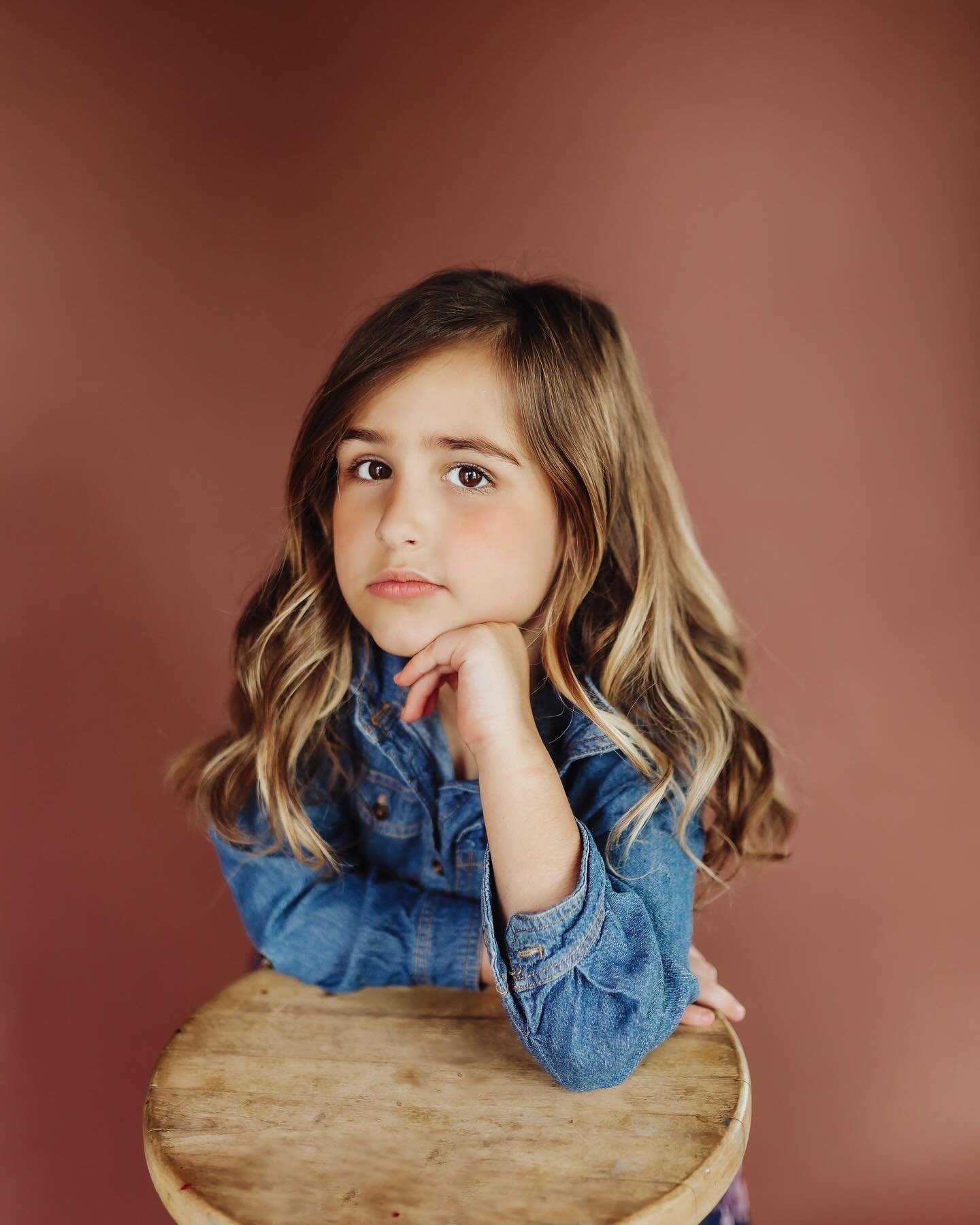 Took some birthday portraits of my oldest baby in my studio last week 🥰 She&rsquo;s so gorgeous!!