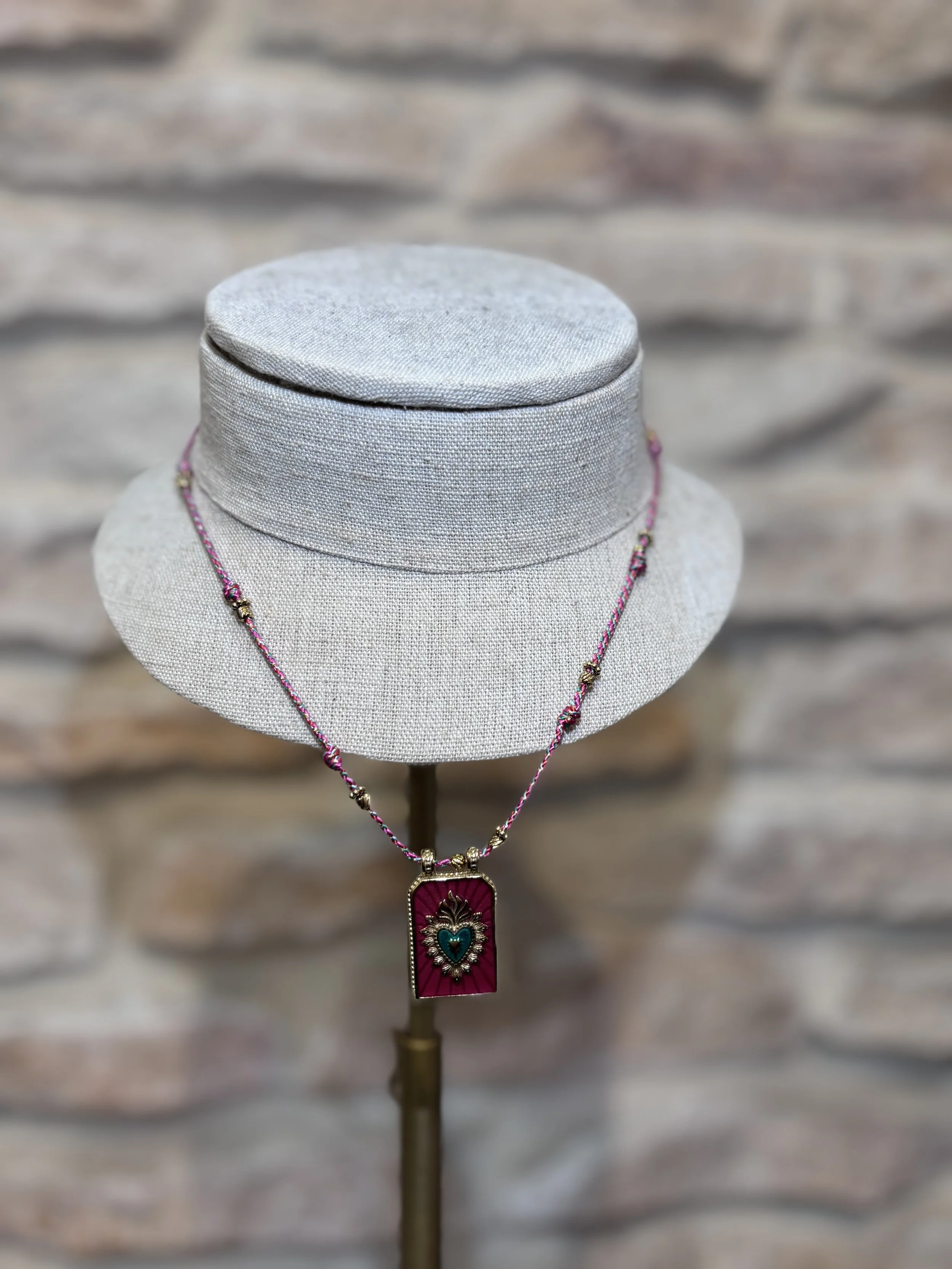 collier, habaha, tressé, cou, bijou.jpeg