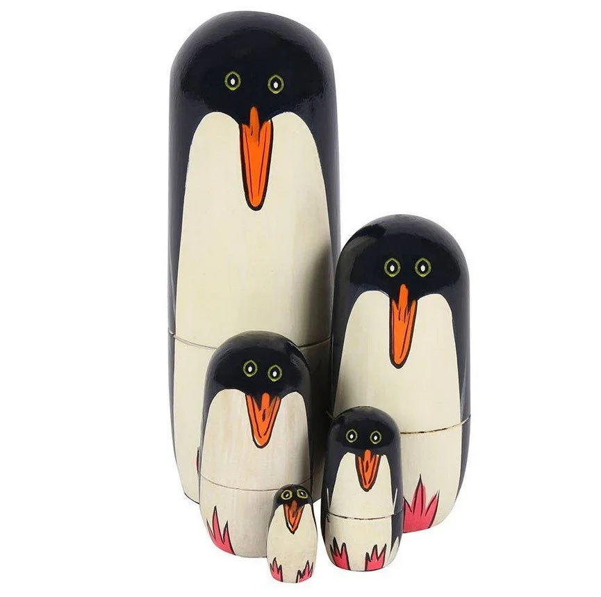 poupée russe, pingouin , something different, cinq, animaux.jpg