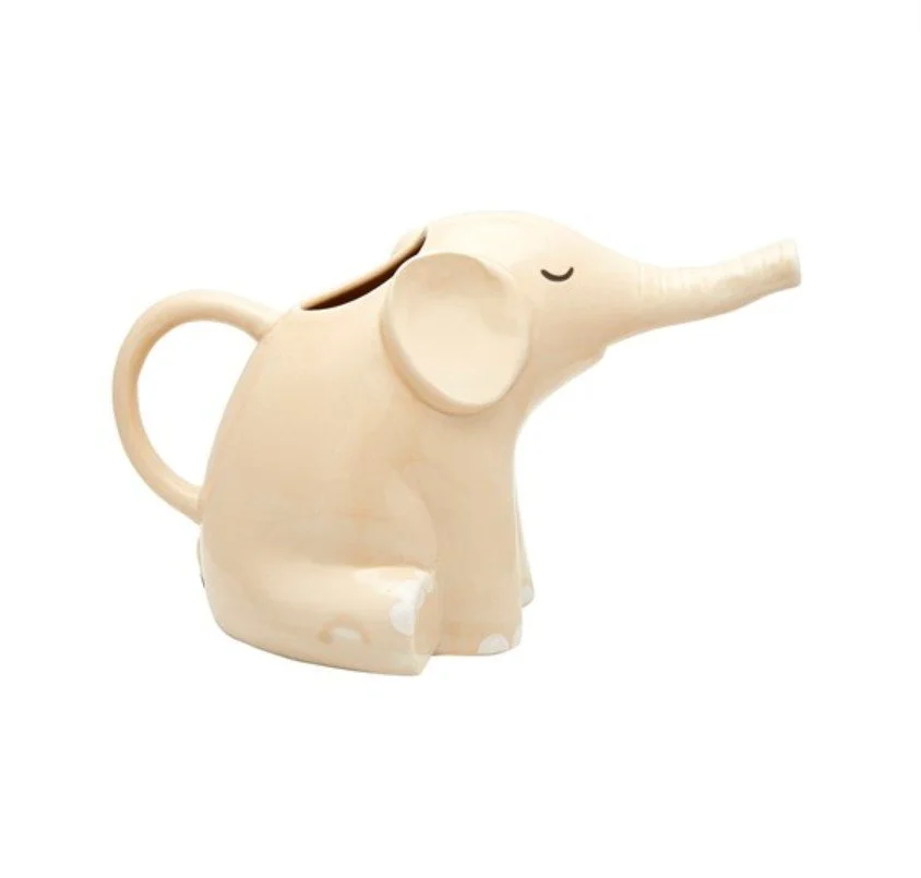 arrosoir, éléphant, sass&belle, animal, verse, trompe, plantes, fleurs, jardin, eau.jpg