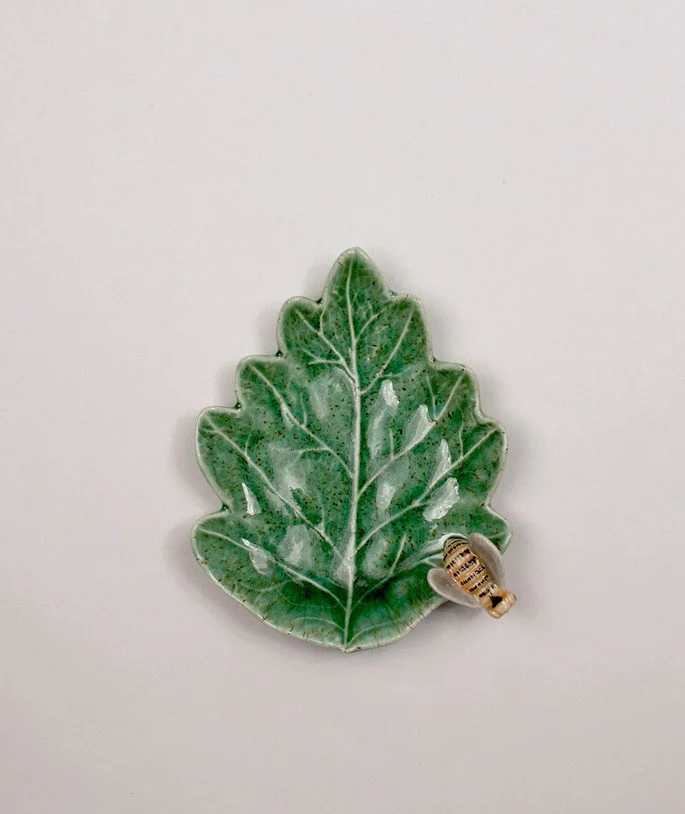 coupelle, feuille, abeille, bordallo pinheiro, vert, nature, insecte, décoration.jpg
