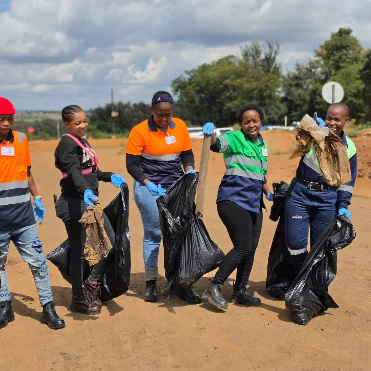 Khanye commemorates Global Recycling Day