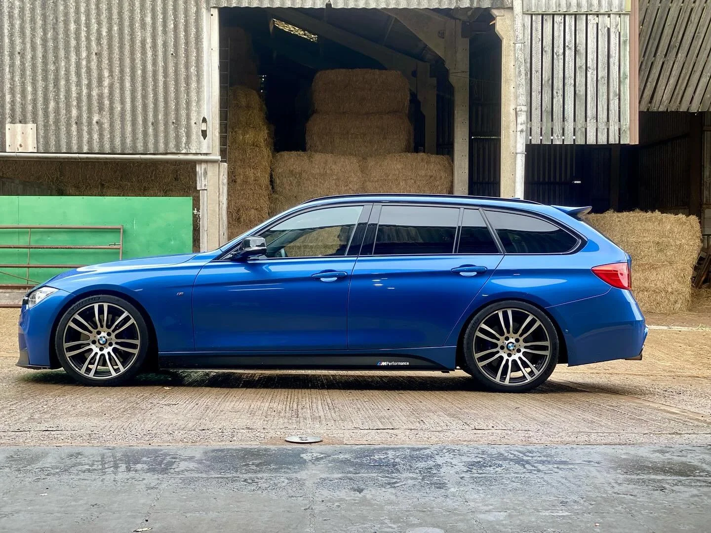 Small selection of work we&rsquo;ve carried out over the last few weeks. We&rsquo;ve been swamped with jobs and I keep forgetting to photograph it all 🫣. 
▪️Part fitting
▪️Alignments &amp; cornerweighting
▪️Valeting
▪️Caliper painting
▪️Track prep
▪