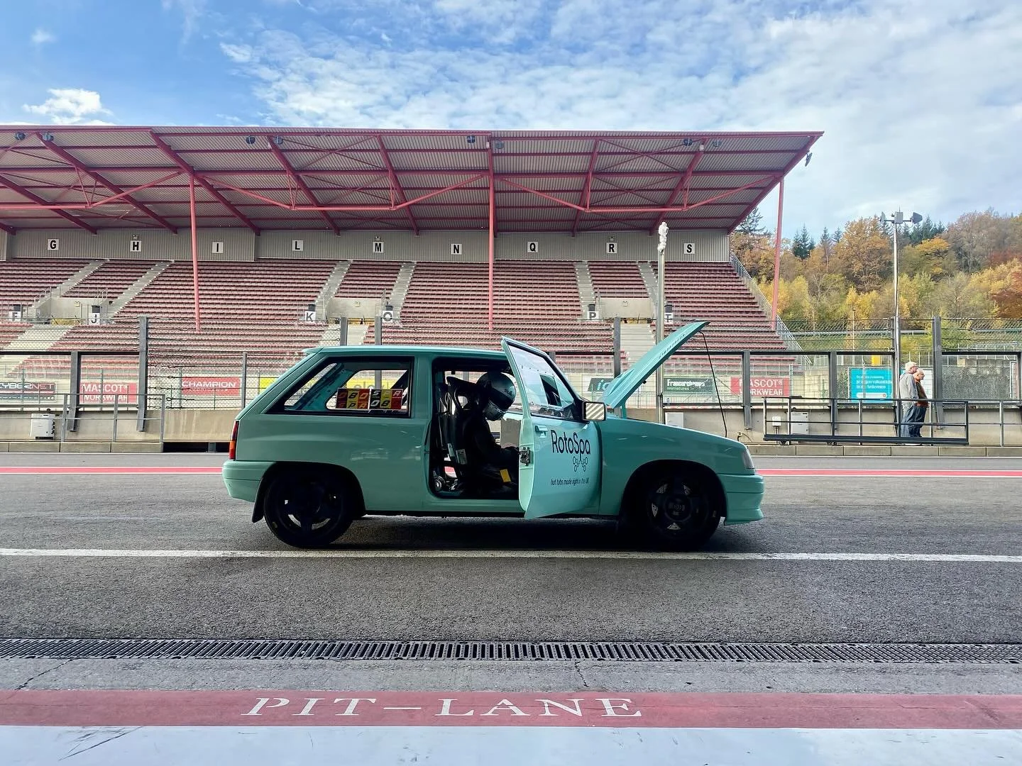 Spa day 2 complete! 
Supporting Karl from @rotospauk in his awesome Vauxhall Nova. 
Karl was kind enough to let me have 10 laps driving, and what a cool little machine it is. Approaching Eau Rouge at 120+mph in a 1992 Vauxhall Nova is quite something