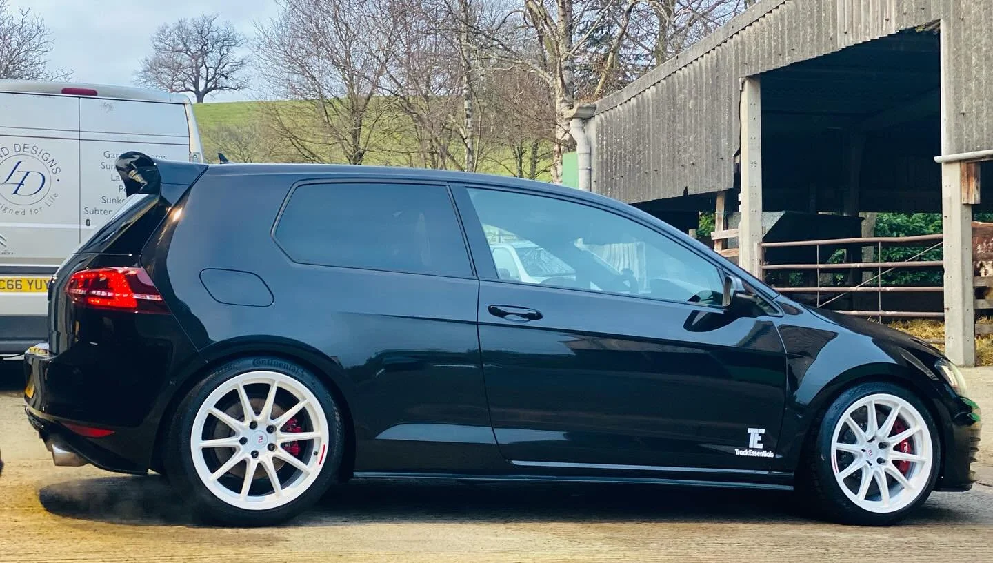 Bit of a slow start to the year with regards to social media. But loads going on! 
@shire_detail has been here every week cracking on with machine polishing and detailing 👌
And a small snippet of some of the cars that we currently have around us. 

