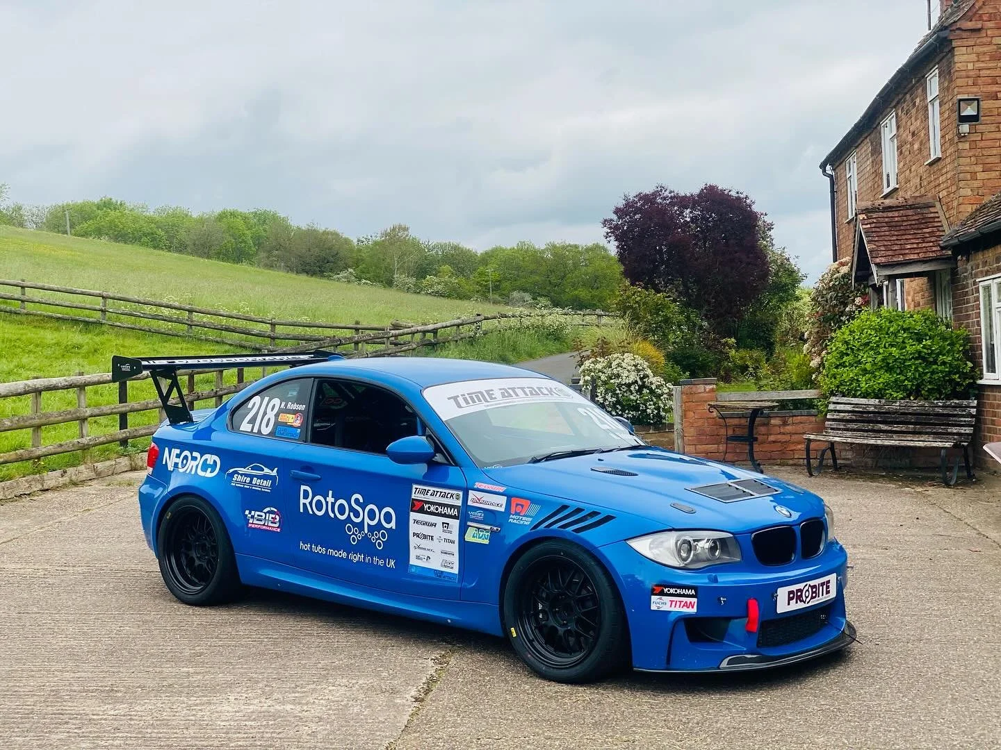 It&rsquo;s Race Day! 🚙 🏁 Our first round of @timeattack_uk starts today at Cadwell Park and I&rsquo;m proud to announce our first 2 major sponsor providers 📣 😃 

@rotospauk 
A family owned, multi-award-winning business based in Sutton Coldfield a