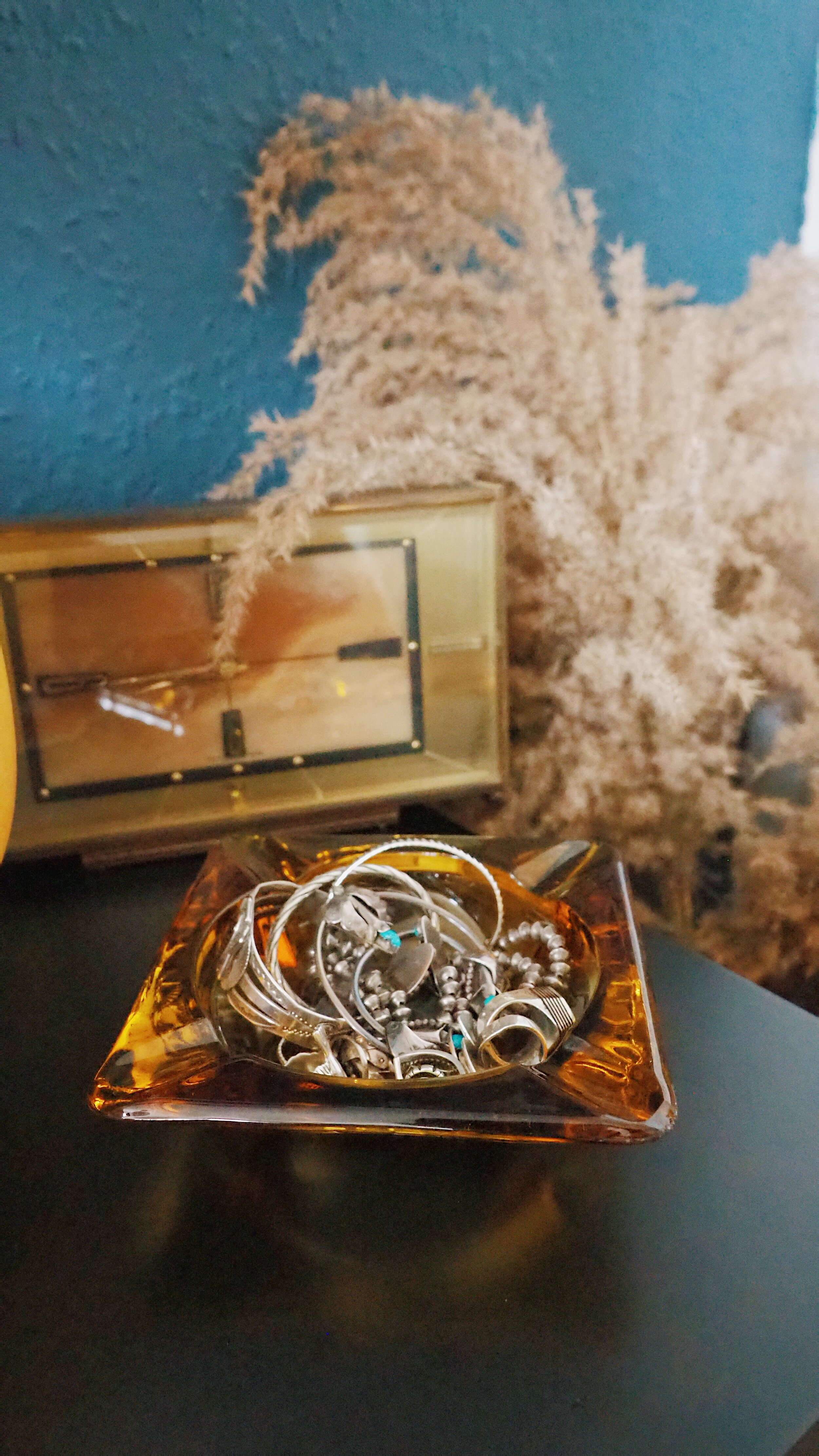 AMBER GLASS ASHTRAY2AMBER GLASS ASHTRAYP1181499.jpg