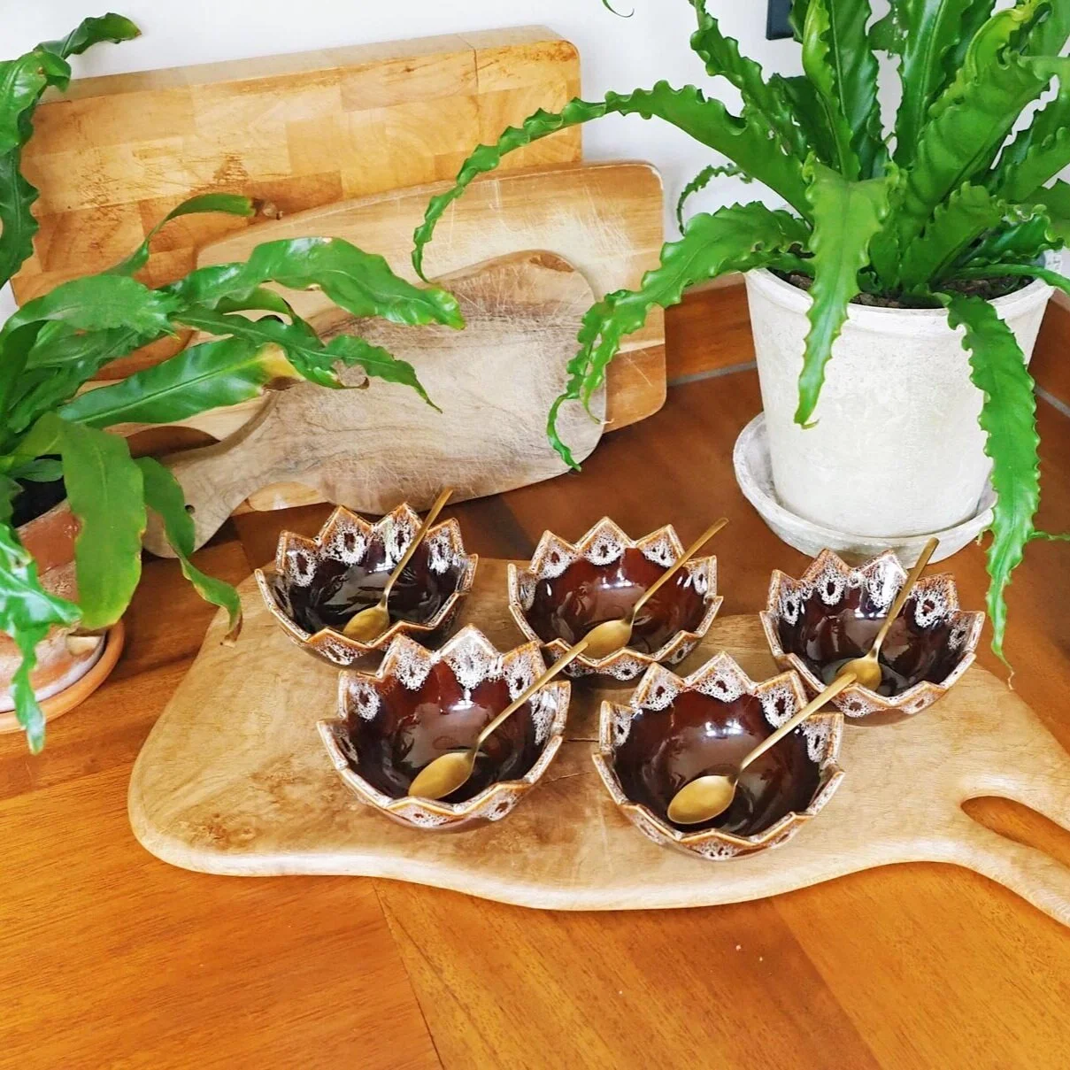 SET OF FOUR 70S BROWN TAPAS BOWLS