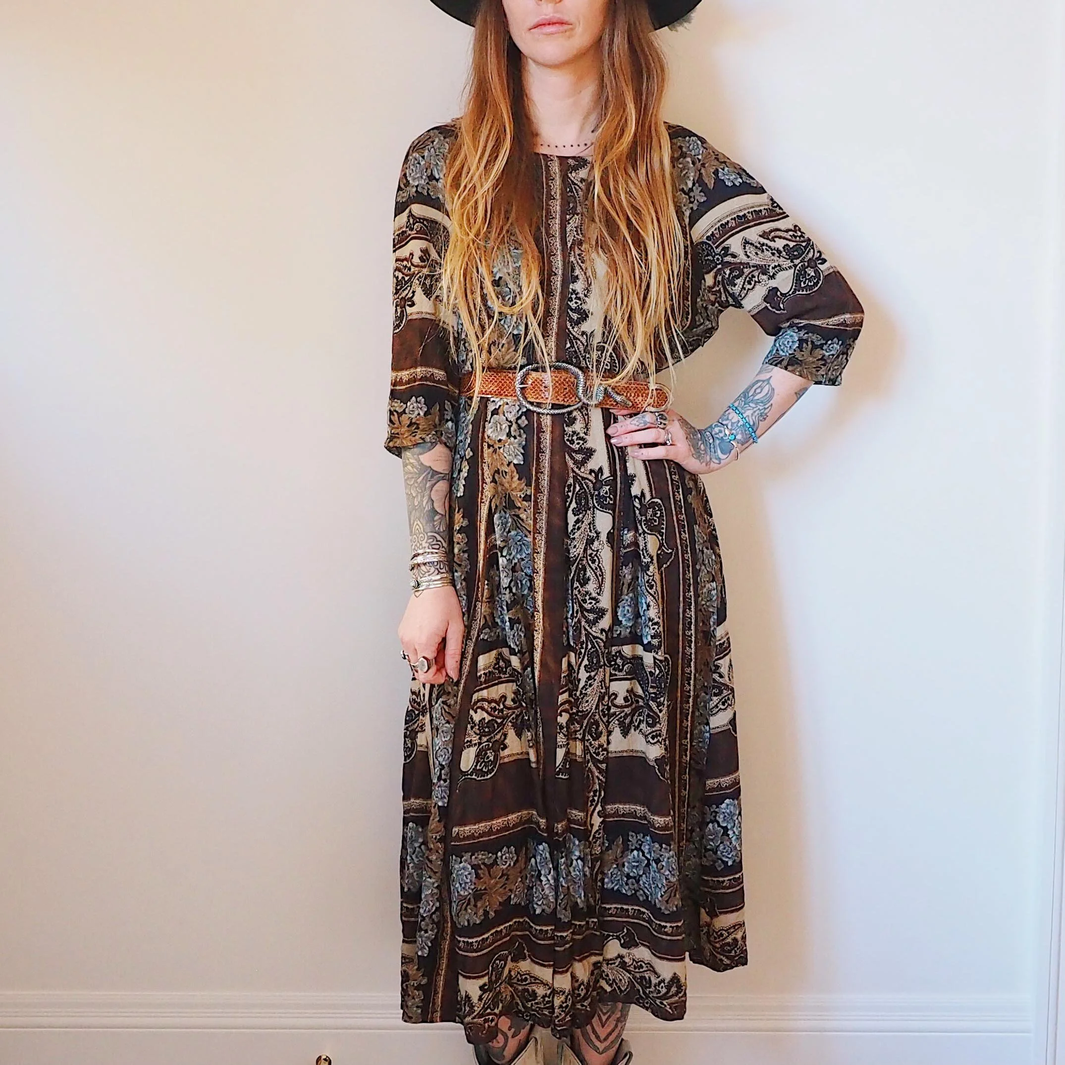 MIDI PANEL PAISLEY PRINT DRESS