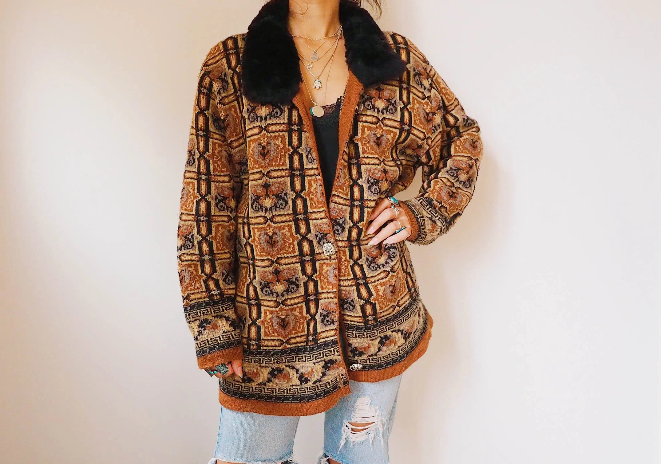 BROWN FUR COLLAR AZTEC DESIGN HEAVY CARDIGAN