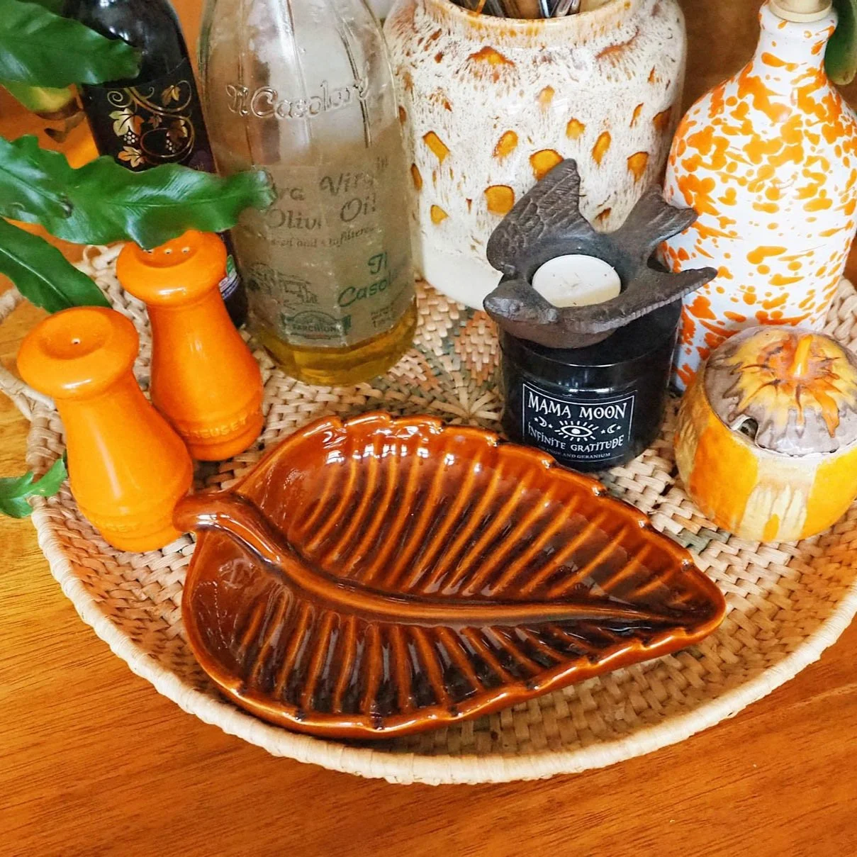 BROWN LEAF SERVING DISH - DENMEAD POTTERY