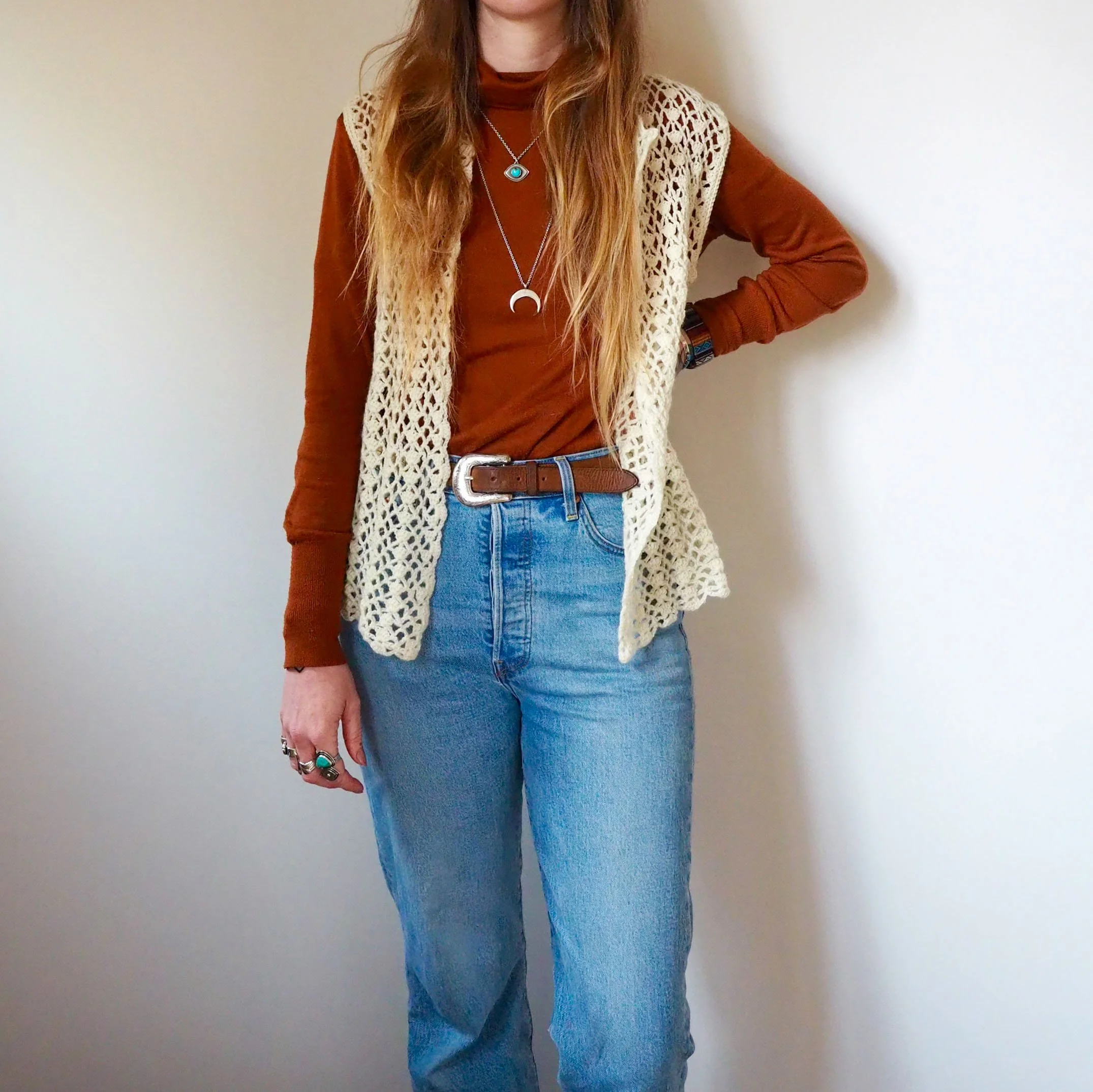 CREAM LOOSE KNIT CROCHET WAISTCOAT