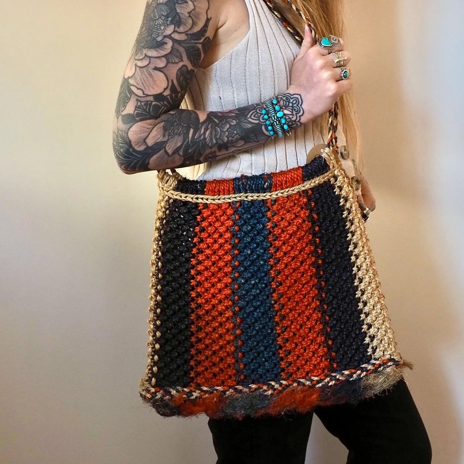 VINTAGE RED AND BLUE WOVEN BAG