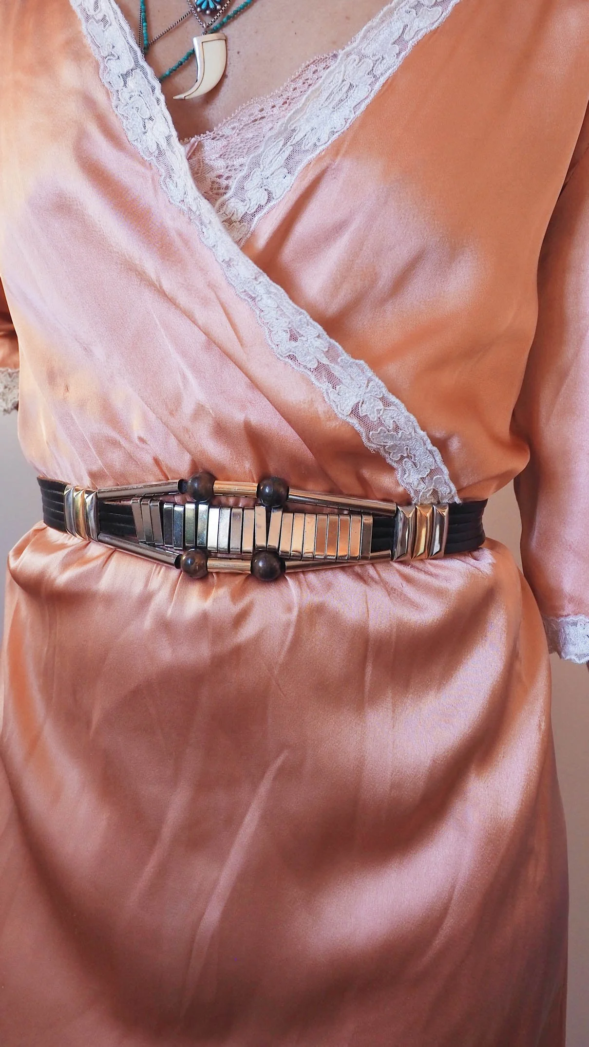 80S SILVER AND GOLD WAIST BELT