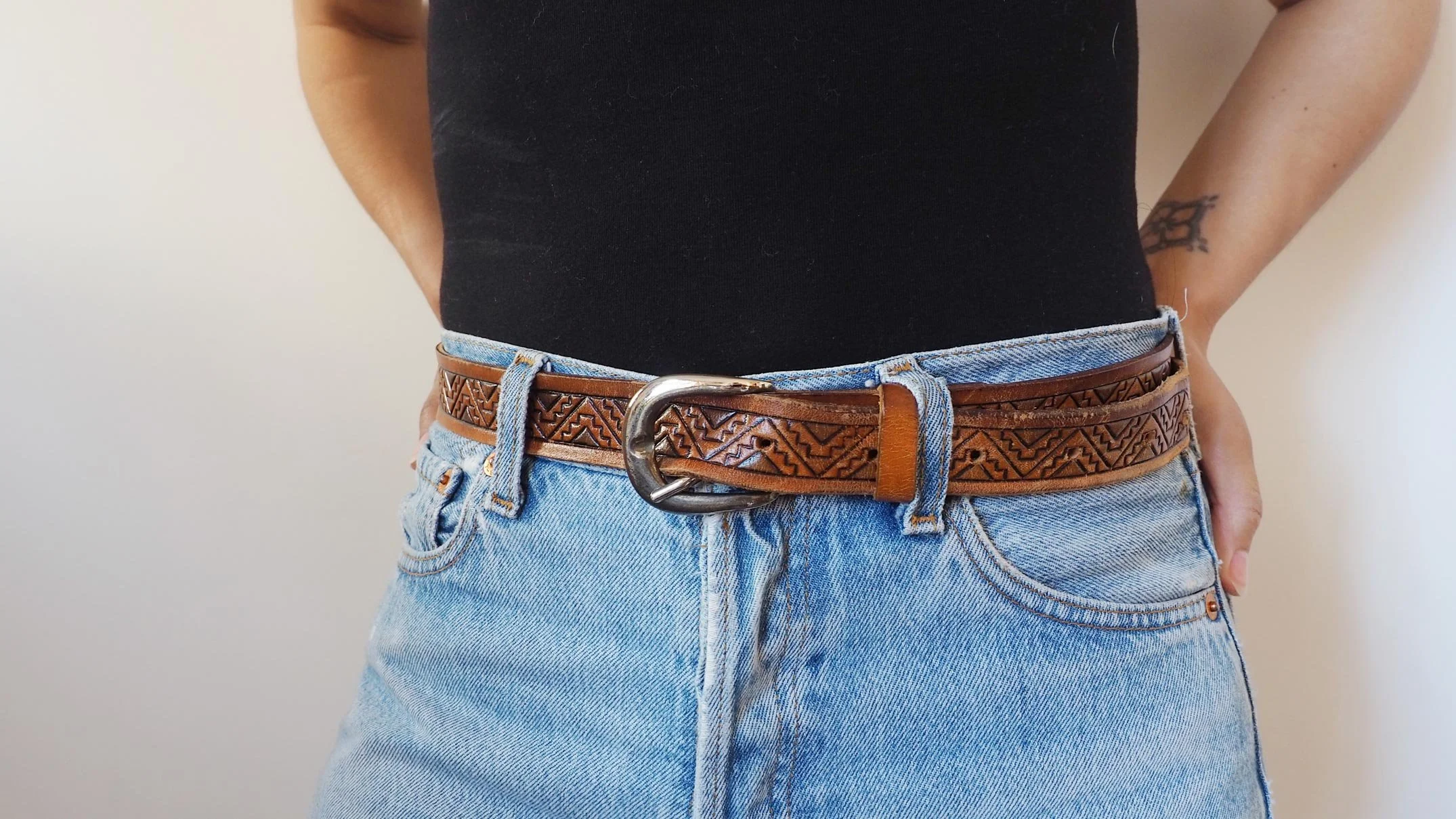 AZTEC ETCHED BROWN LEATHER BELT