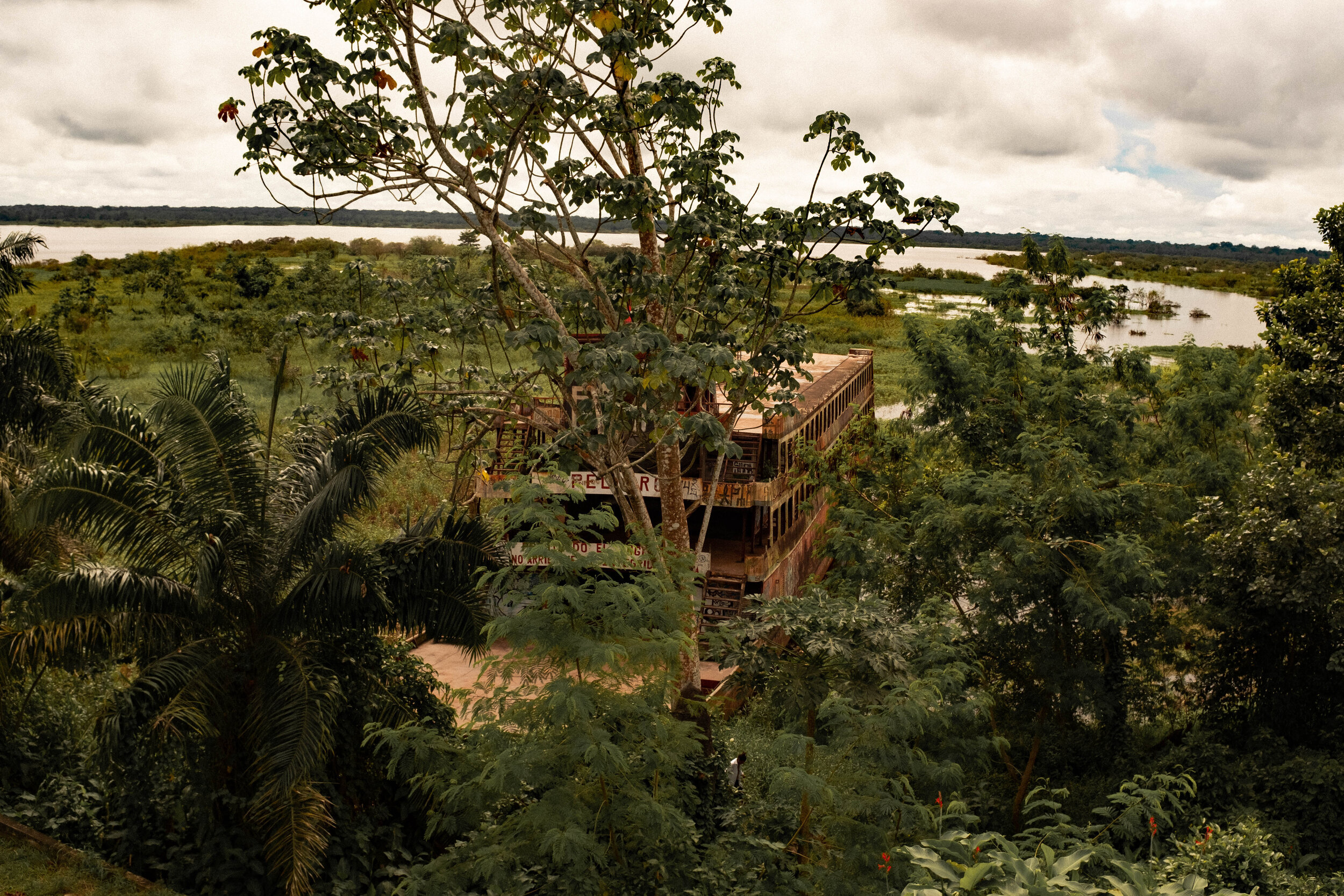HOTEL-WEEKEND-LIA-LAZARO-PERU-AMAZON1.jpg