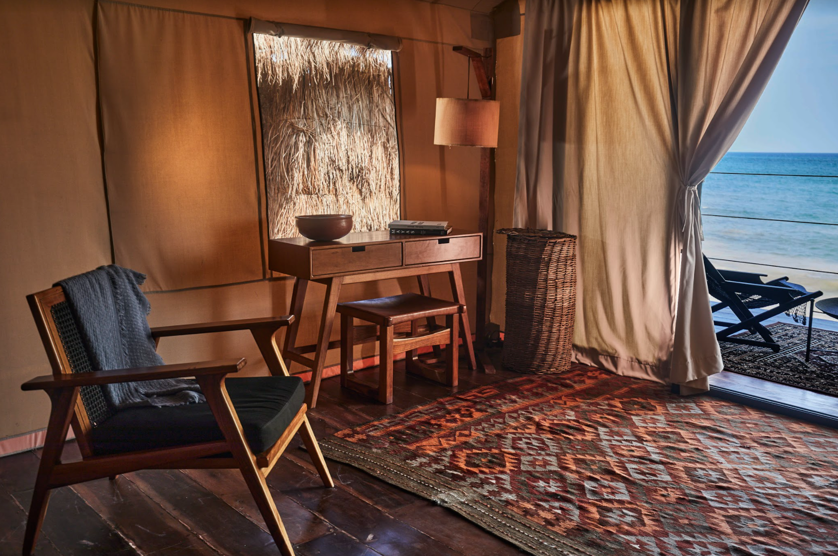 Hotel-Weekend-Barefoot-Luxury-Habitas-Tulum-Sea-Rooms.png
