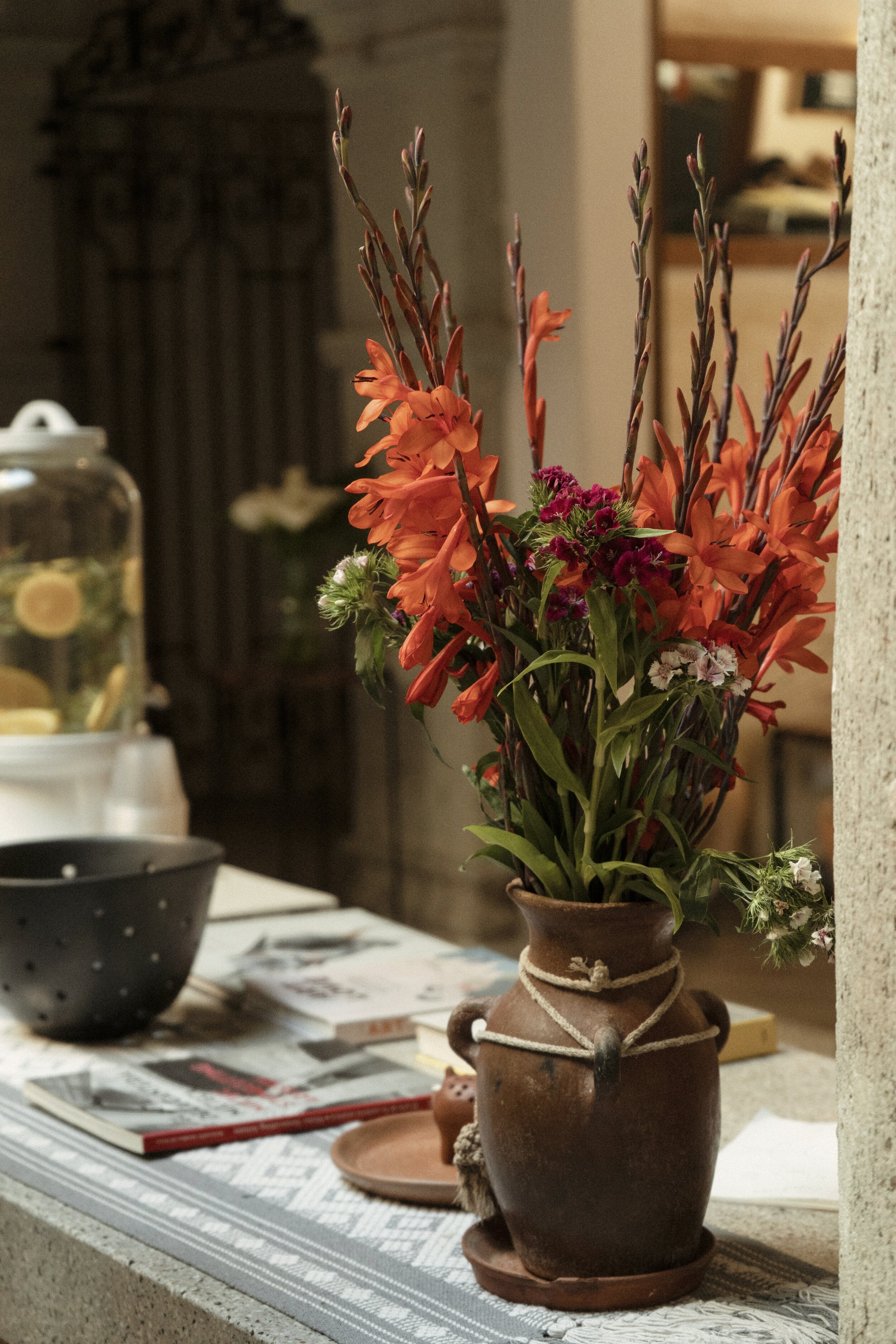 Hotel-Weekend-Barefoot-Luxury-Casa-Antonieta-house-flowers-details.jpg