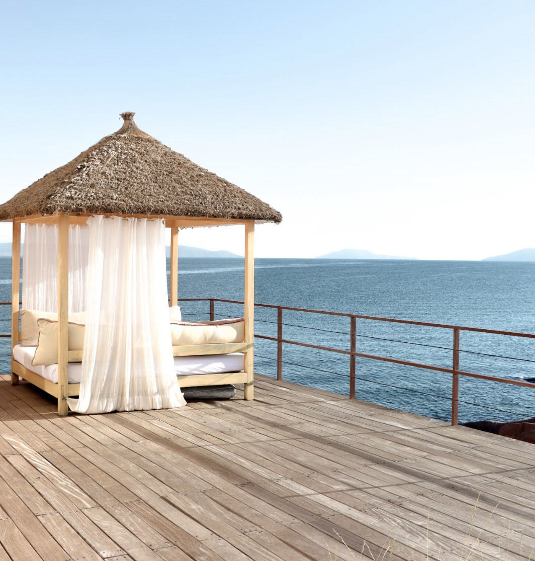 Hotel-Weekend-Barefoot-Luxury-Titicaca-Peru-Views-Lake.png